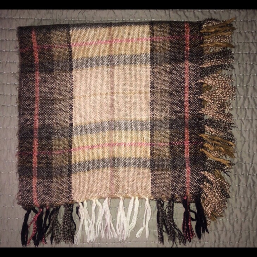 🍎LOFT COZY SCARF!🍎